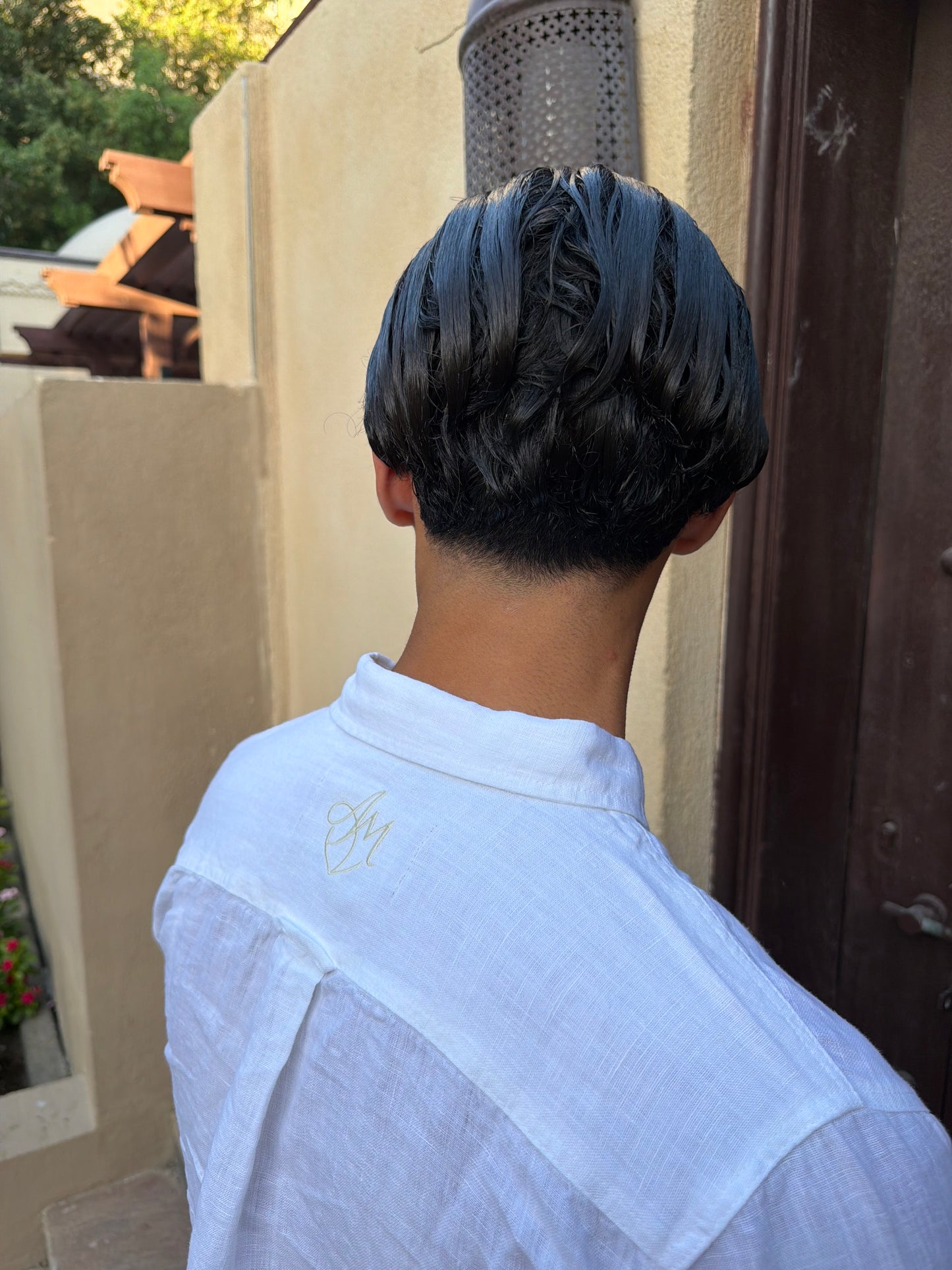 Miio's 100% linen White slim fit shirt